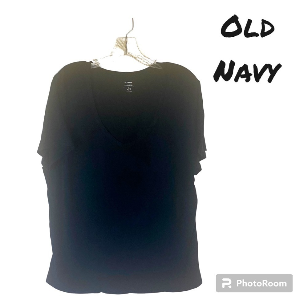 Old Navy Relaxed V-Neck Tee